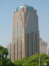 新虹桥中心大厦